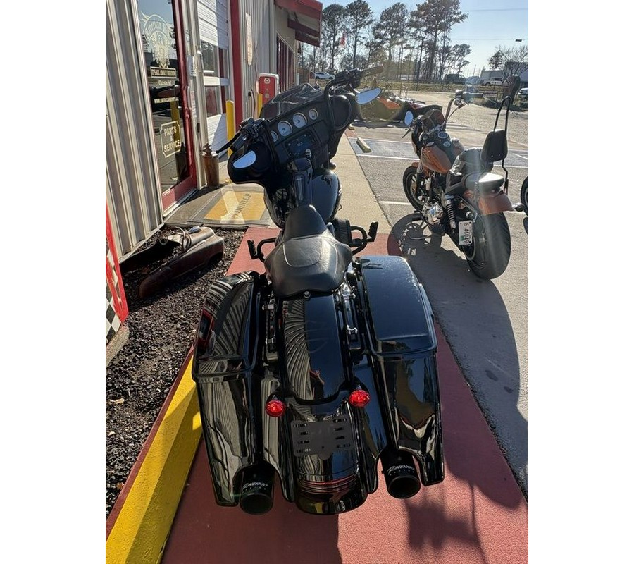 2019 Harley-Davidson® FLHX - Street Glide®