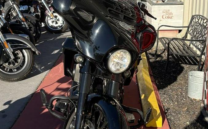 2019 Harley-Davidson® FLHX - Street Glide®