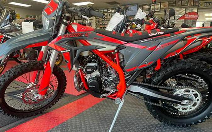 2025 Beta 250 Xtrainer