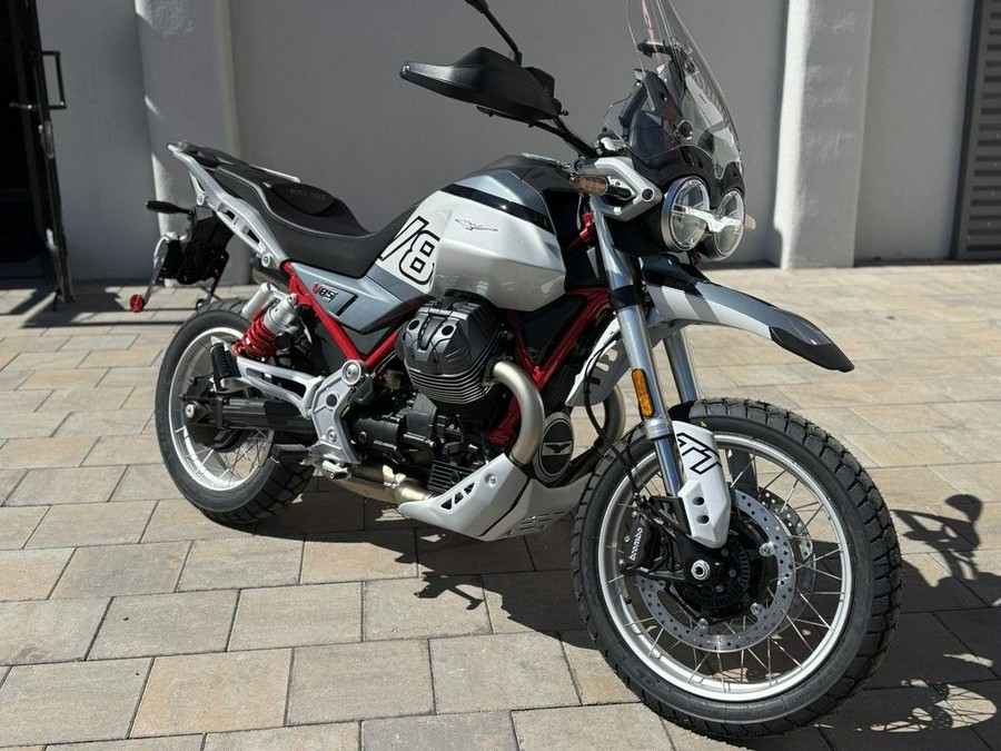 2025 Moto Guzzi V85 TT