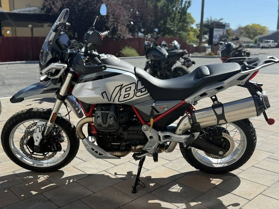 2025 Moto Guzzi V85 TT