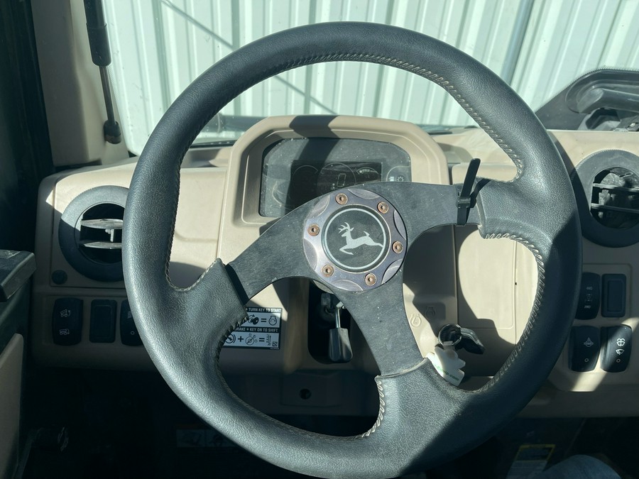 2021 John Deere XUV835R