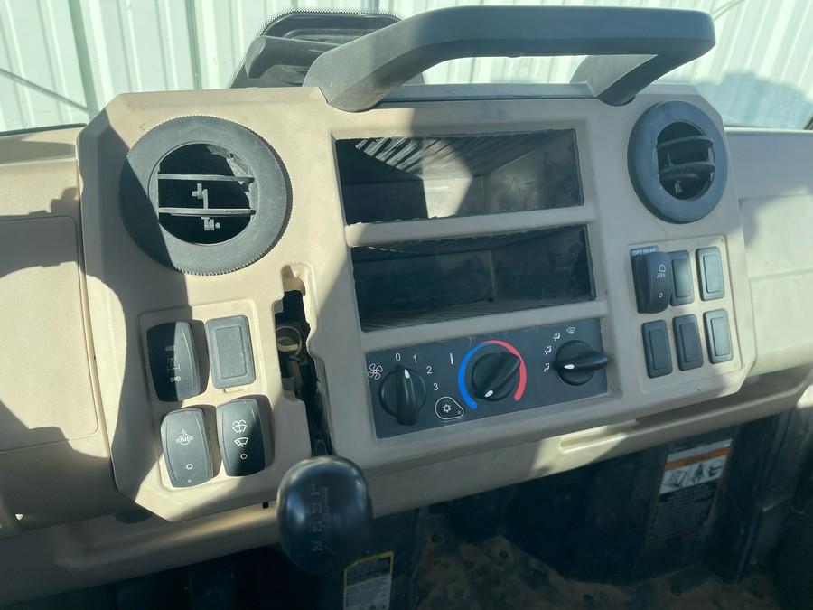 2021 John Deere XUV835R