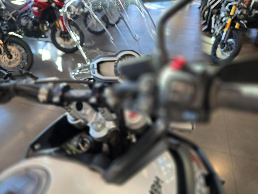 2017 Triumph TIGER 800 XCA