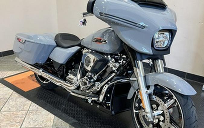 2026 Harley-Davidson FLHX - Street Glide