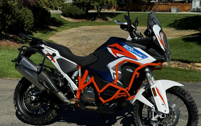 2022 KTM 1290 SUPER ADVENTURE R