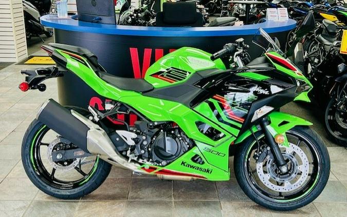 2024 Kawasaki Ninja 500 Review [14 Fast Facts]