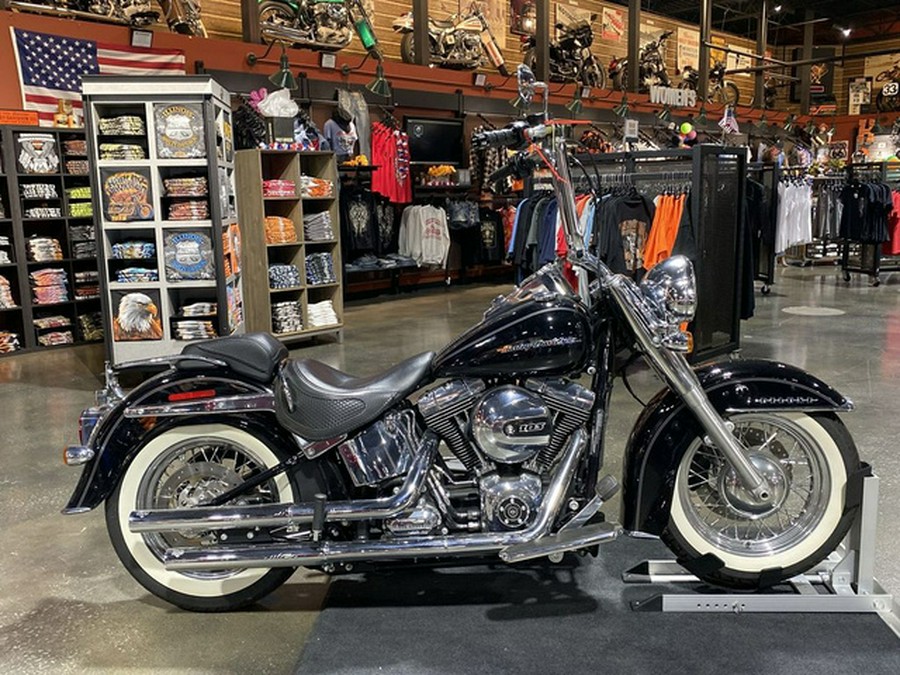 2017 Harley-Davidson Softail FLSTN - Deluxe