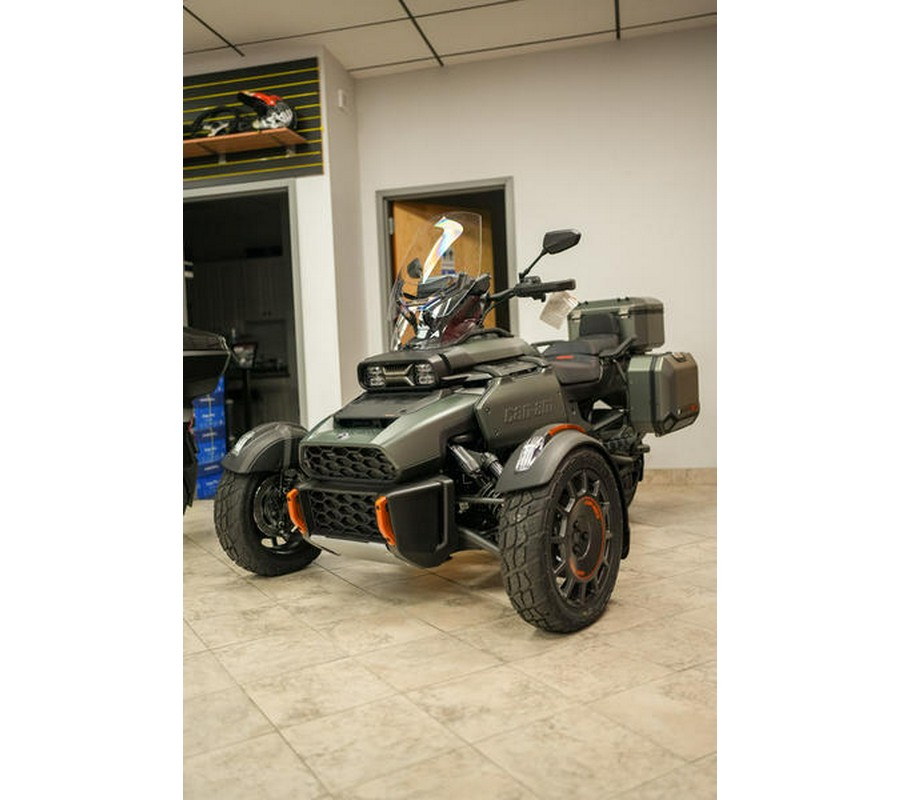 2025 Can-Am® Canyon Redrock
