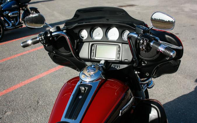 2018 Harley-Davidson® FLHTCUTG Tri Glide® Ultra
