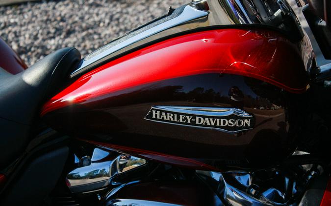 2018 Harley-Davidson® FLHTCUTG Tri Glide® Ultra
