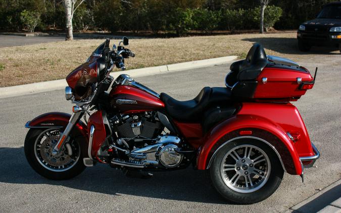 2018 Harley-Davidson® FLHTCUTG Tri Glide® Ultra
