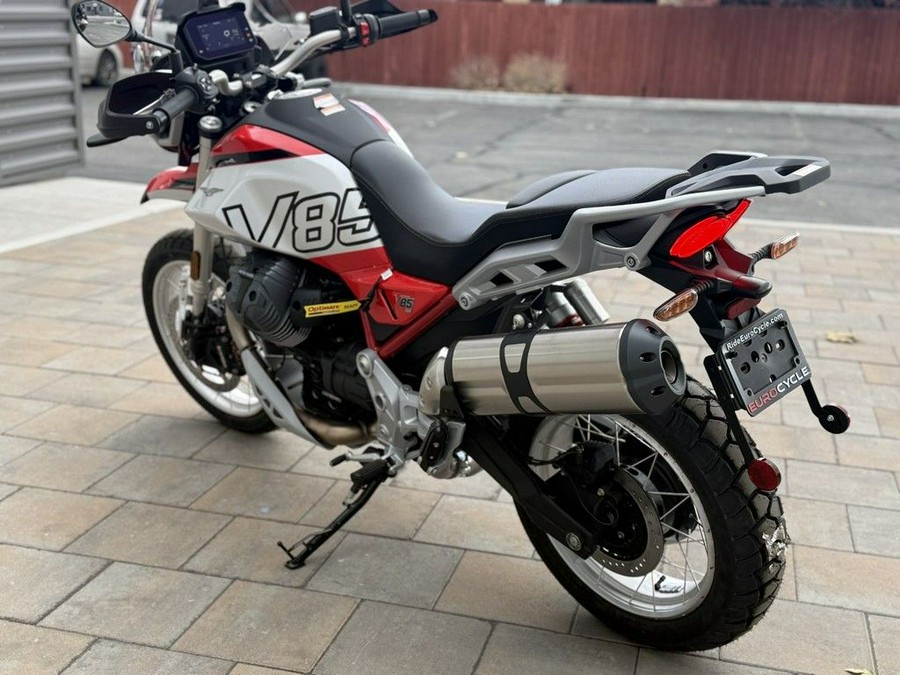 2025 Moto Guzzi V85 TT