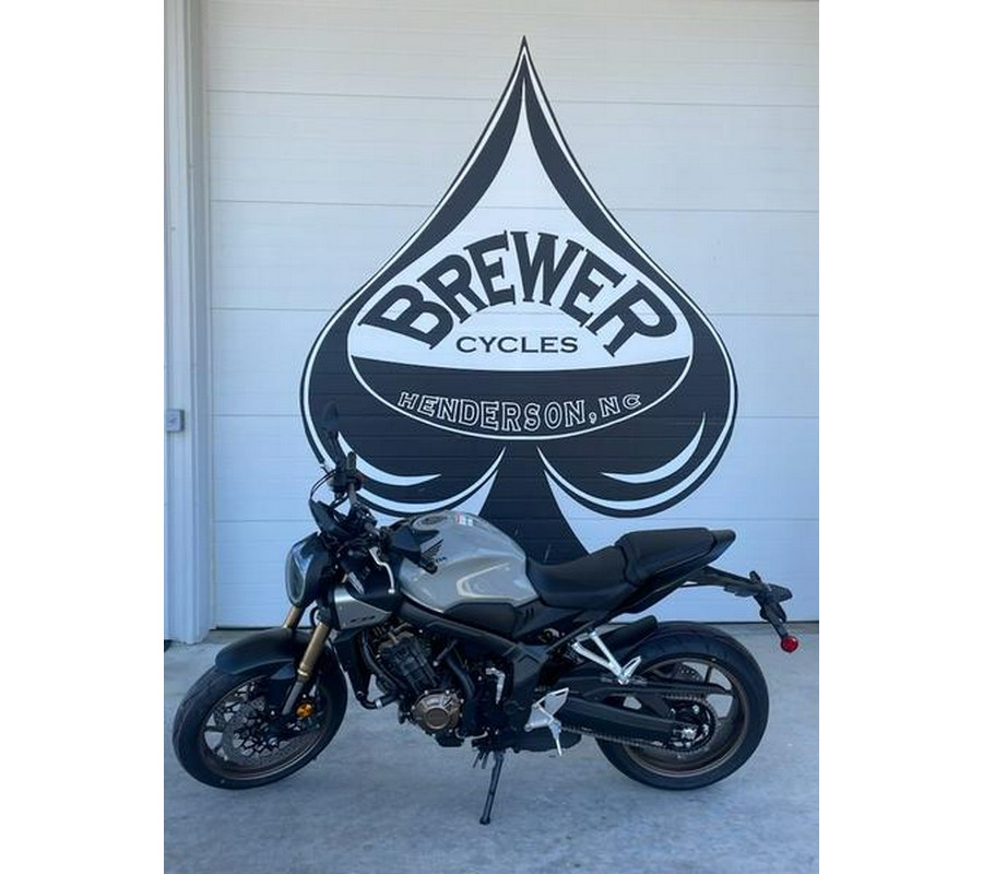 2025 Honda® CB650R E-Clutch