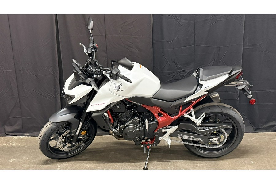 2025 Honda CB750 Hornet