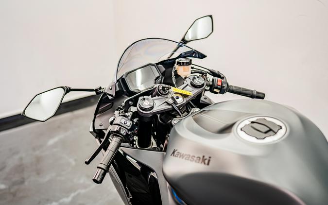 2025 Kawasaki Ninja® ZX™-6R KRT Edition ABS