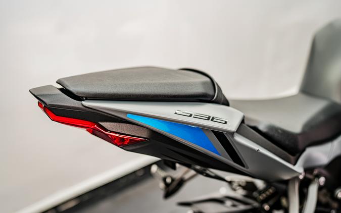 2025 Kawasaki Ninja® ZX™-6R KRT Edition ABS