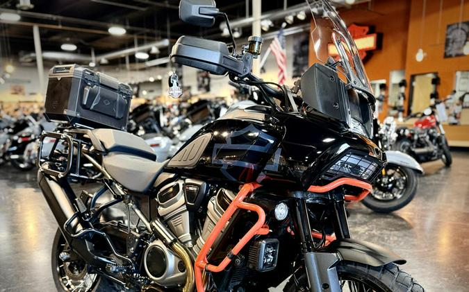 2021 Harley-Davidson® Pan America™ 1250 Special Vivid Black
