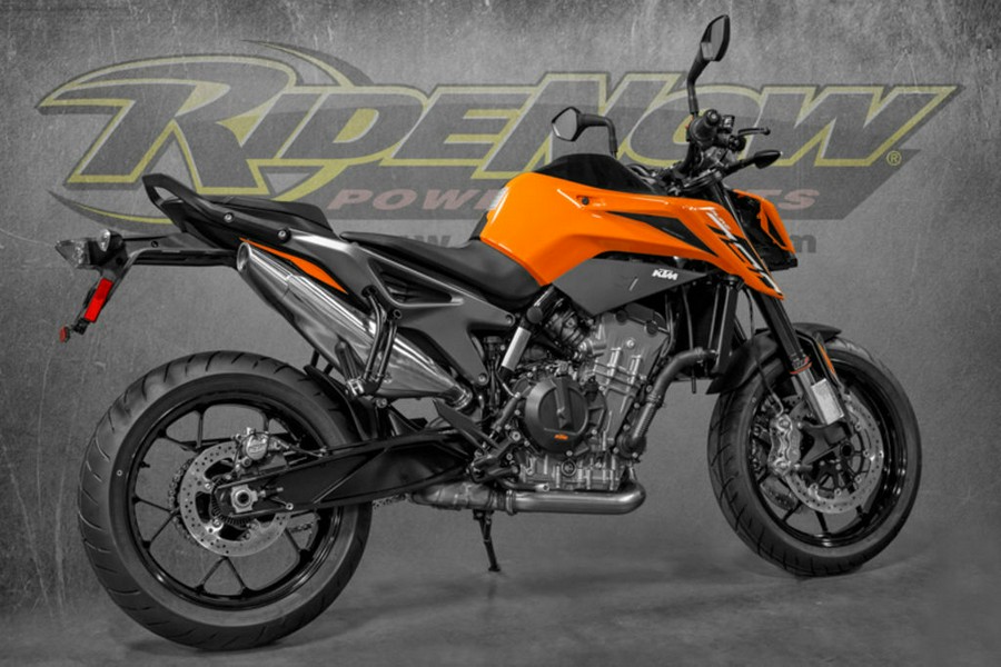 2023 KTM 790 Duke