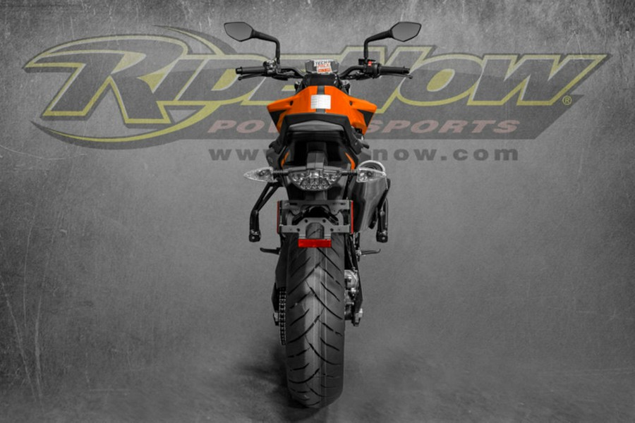 2023 KTM 790 Duke