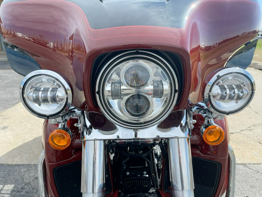 2024 Harley-Davidson<sup>®</sup> Tri Glide<sup>®</sup> Ultra