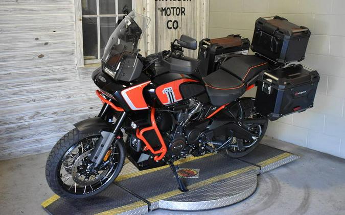 2024 Harley-Davidson® RA1250SE - CVO™ Pan America®