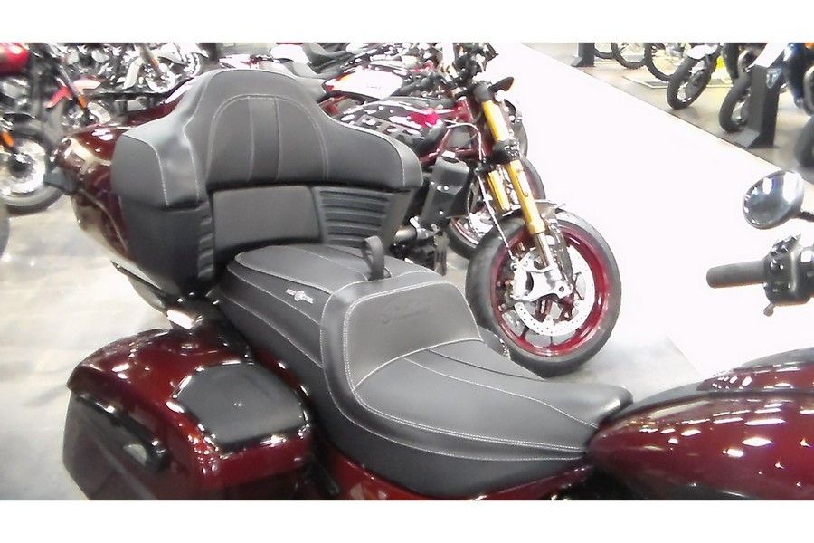 2024 Indian Motorcycle ROADMASTER DH PREM AUDIO, MAROON MTLC, 49ST Dark Horse® with PowerBand Audio Package