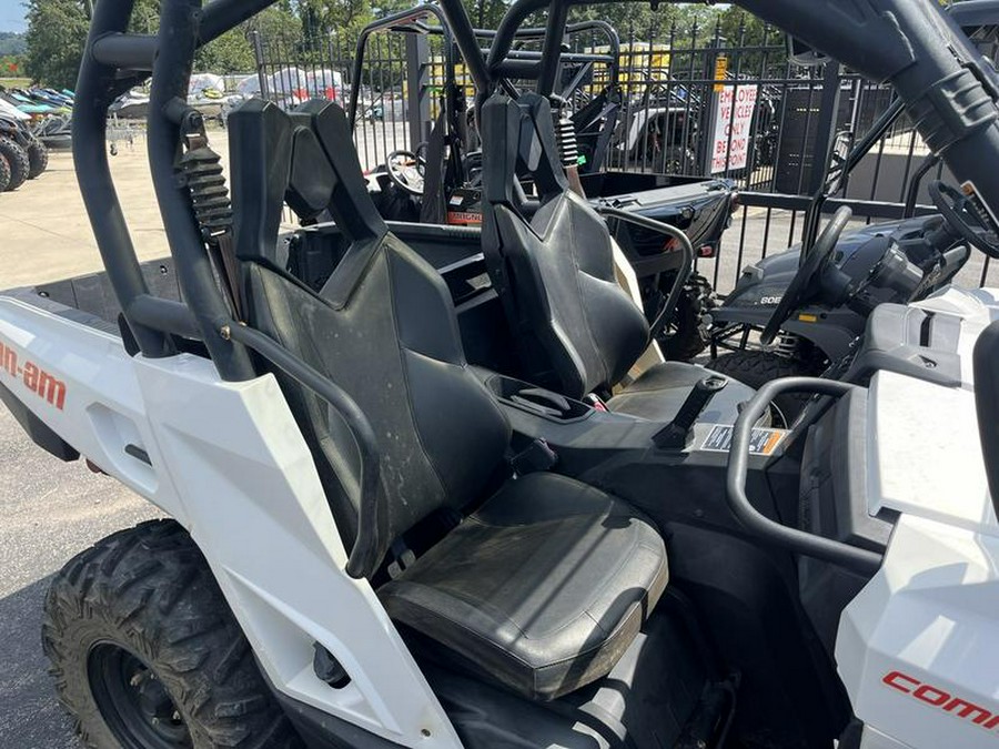 2019 Can-Am® Commander™ 800