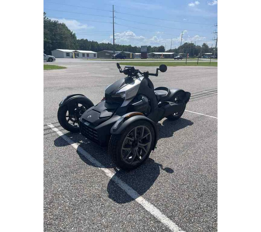 2023 Can-Am® Ryker Rotax 900 ACE Classic Panels
