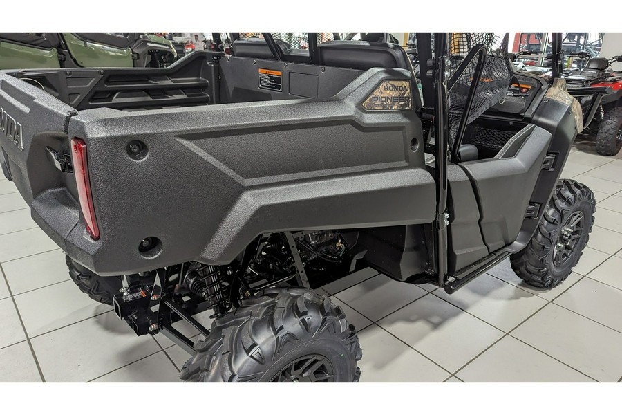 2026 Honda Pioneer 700 Forest