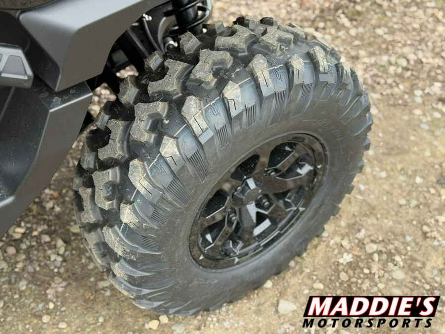 2026 Can-Am Defender XT CAB HD11