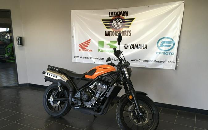 2023 Honda SCL500 Candy Orange
