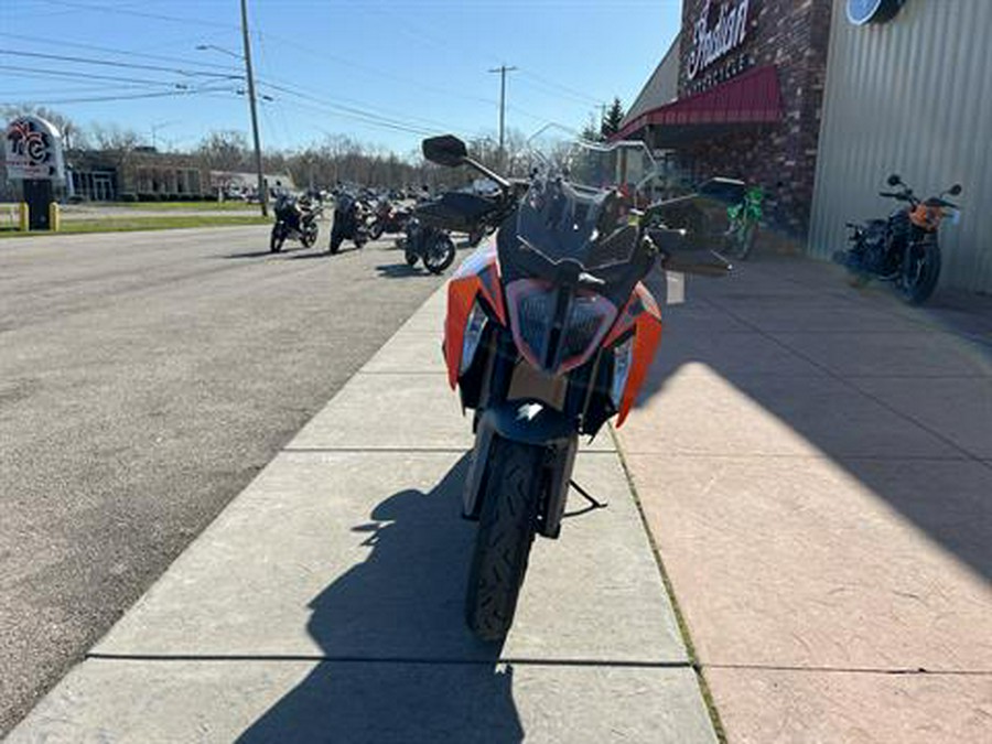 2024 KTM 1290 Super Duke GT