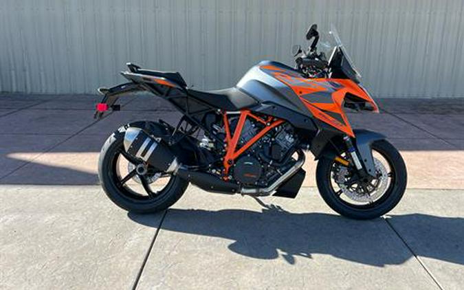 2024 KTM 1290 Super Duke GT