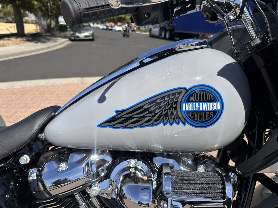 FXLRST 2025 Low Rider™ ST