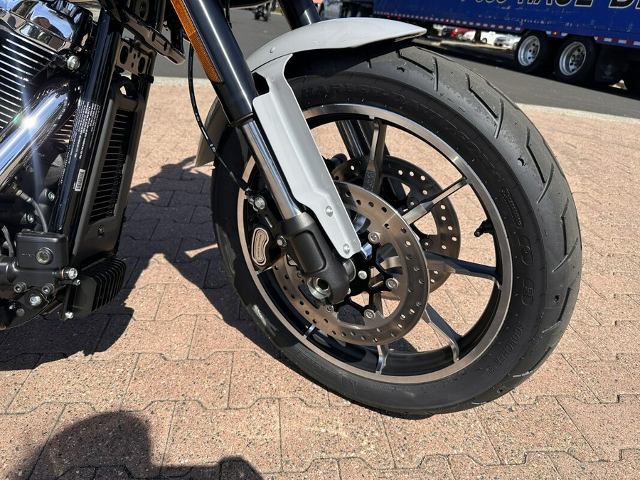 FXLRST 2025 Low Rider™ ST