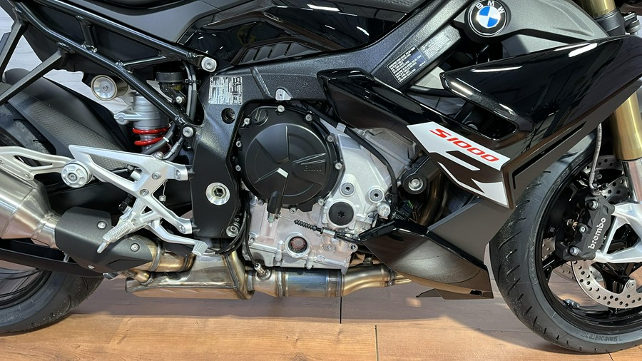 2026 BMW S 1000 R