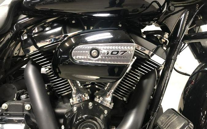 2018 Harley-Davidson® Street Glide Special - FP8237