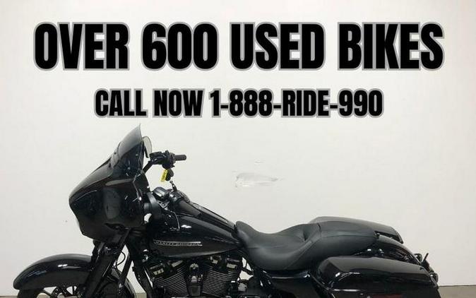 2018 Harley-Davidson® Street Glide Special - FP8237