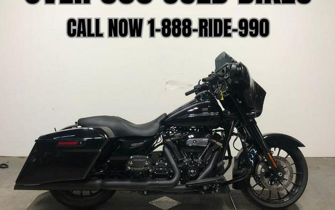 2018 Harley-Davidson® Street Glide Special - FP8237
