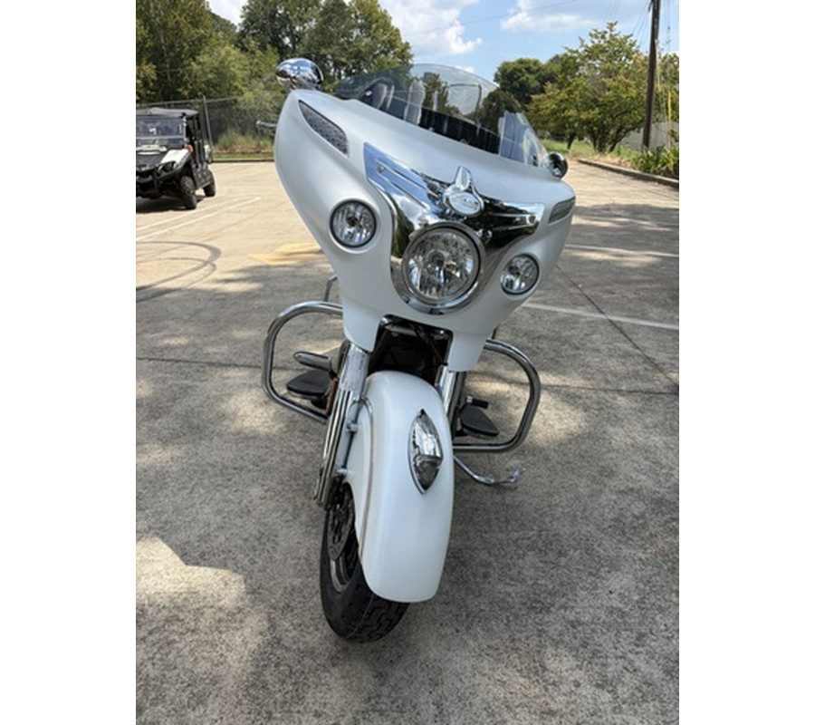 2017 Indian Chieftain White Smoke