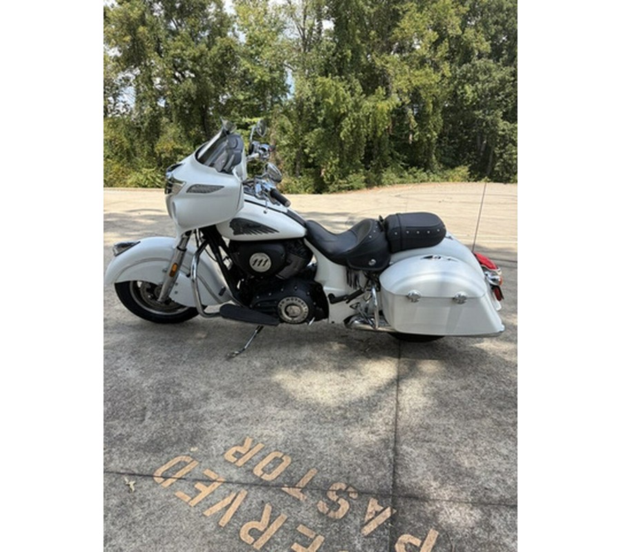 2017 Indian Chieftain White Smoke