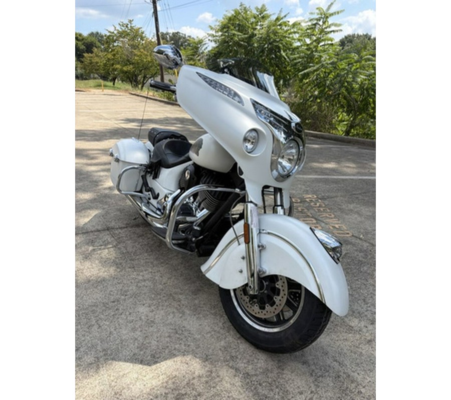 2017 Indian Chieftain White Smoke