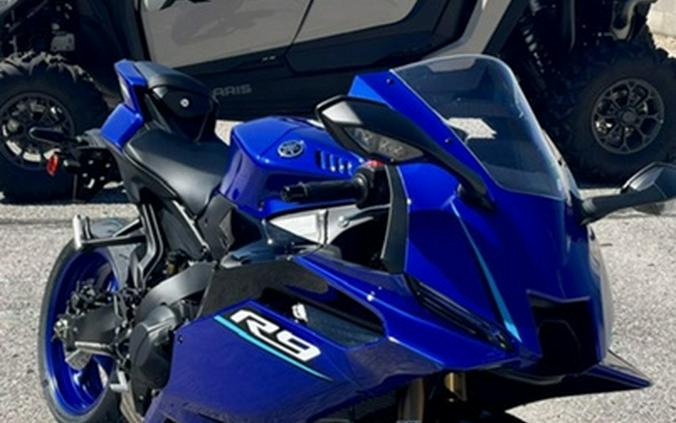 2027 Yamaha YZF R9