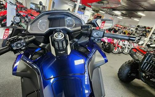 2018 Honda® Gold Wing Tour Automatic DCT Pearl Hawkseye Blue