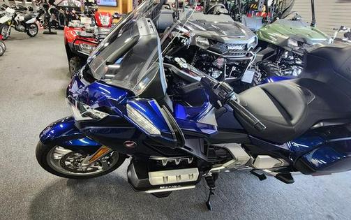 2018 Honda® Gold Wing Tour Automatic DCT Pearl Hawkseye Blue