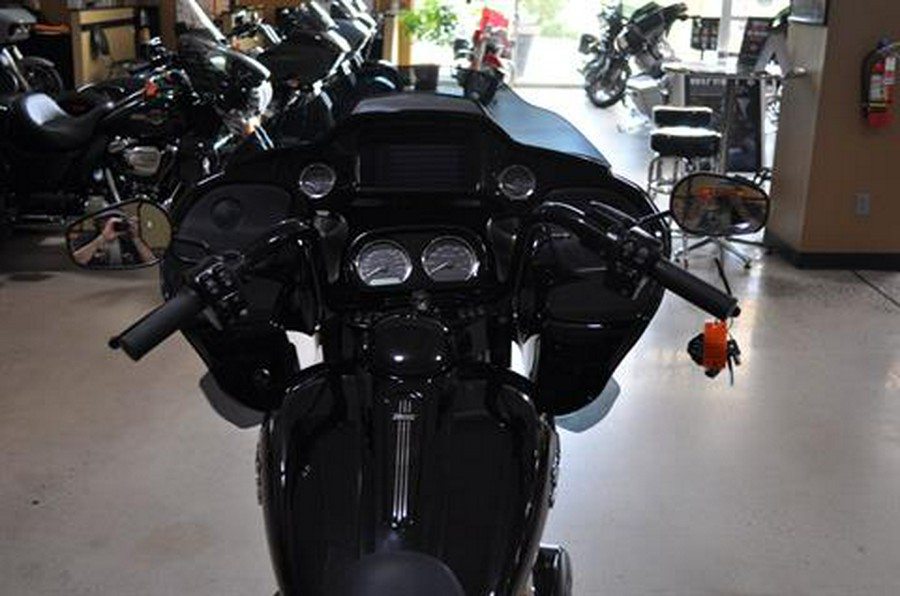 2024 Harley-Davidson Road Glide® 3