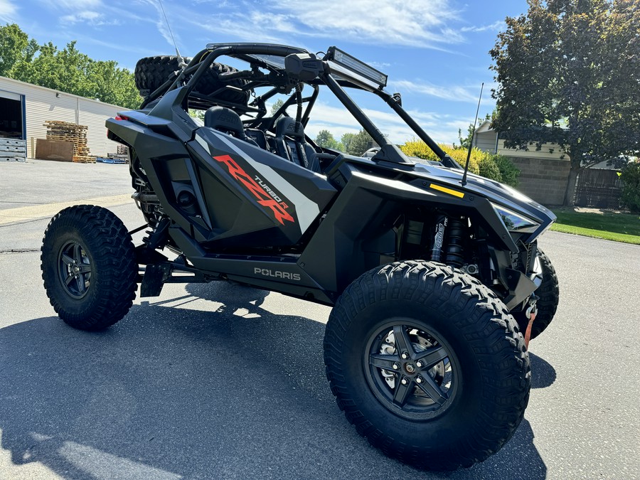 2023 Polaris Industries RZR Turbo R Ultimate