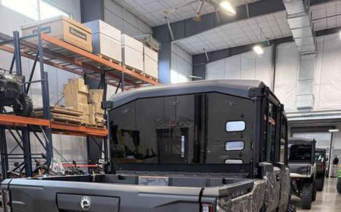 2026 Can-Am® DEFENDER MAX LIMITED CAB HD11
