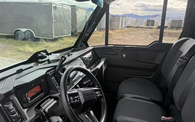 2026 Can-Am Defender MAX Limited HD11